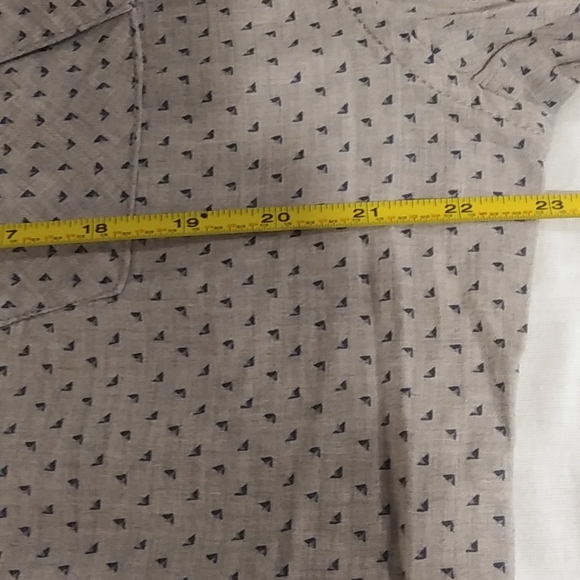 JB Holt - L Men's Dress Shirt (Fits like a large) - Picture 16 of 16